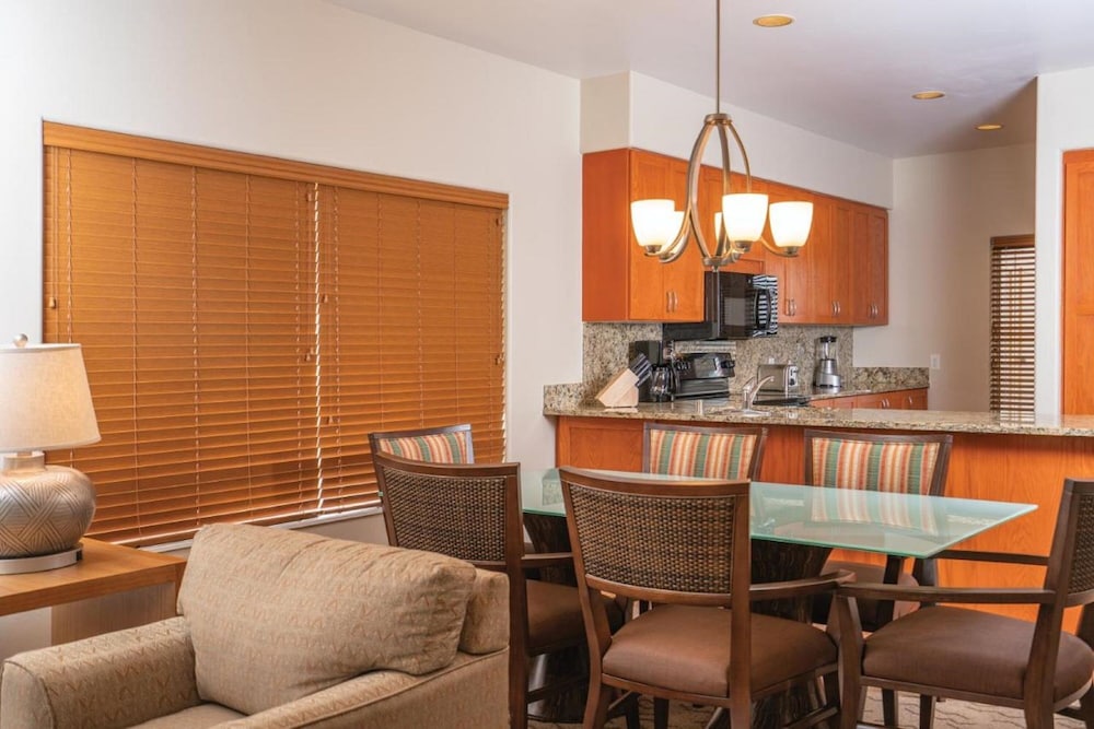 Kona Coast Resort by VRHost - photo 4