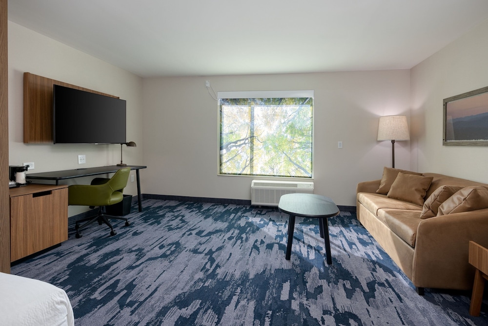 Fairfield by Marriott Inn & Suites Canton Riverstone Parkway - photo 12