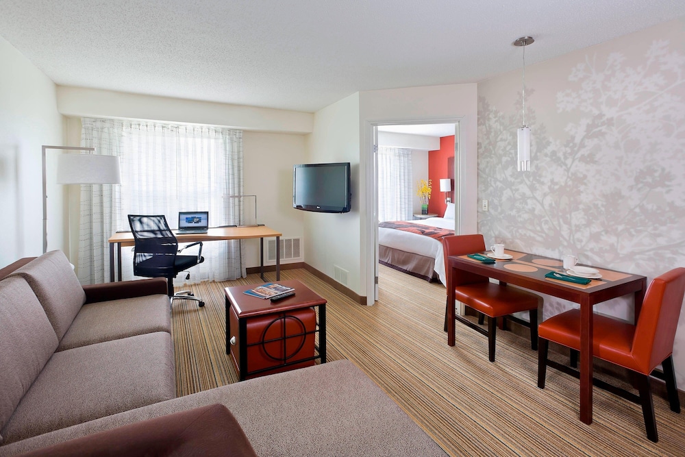 Residence Inn by Marriott Madison East - photo 5