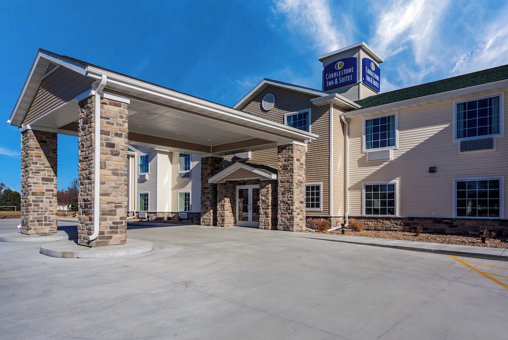 Cobblestone Inn & Suites Holdrege - photo 38