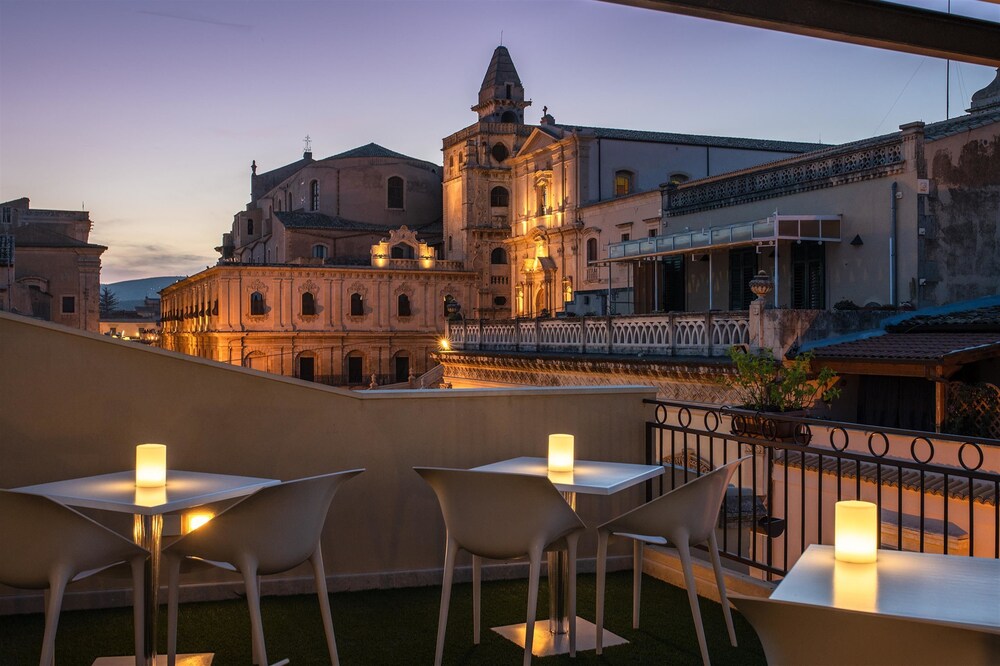 Hotel Porta Reale — 4-Star Luxury Hotel in Noto, Italy