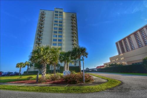 110 South Hampton Condo — 4-Star Luxury Hotel in Myrtle Beach, United States