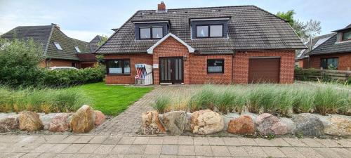 Seesternchen FeWo Nr 1 EG — 4-Star Luxury Hotel in Sankt Peter-Ording, Germany