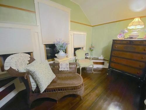 The Abriendo Inn - photo 77