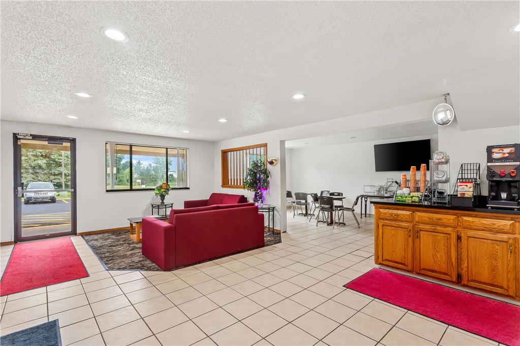 Quality Inn & Suites Howe Sturgis - photo 6