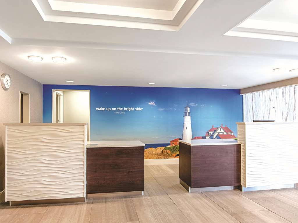 La Quinta Inn & Suites by Wyndham Portland DT Maine Med - photo 10