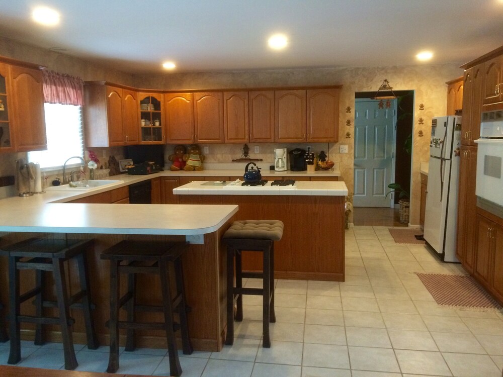 The Harsens Island Getaway Resort - photo 40