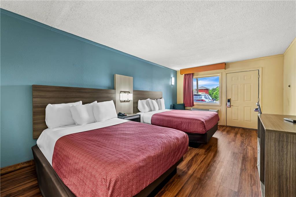 Econo Lodge Charlotte Airport Area - photo 27