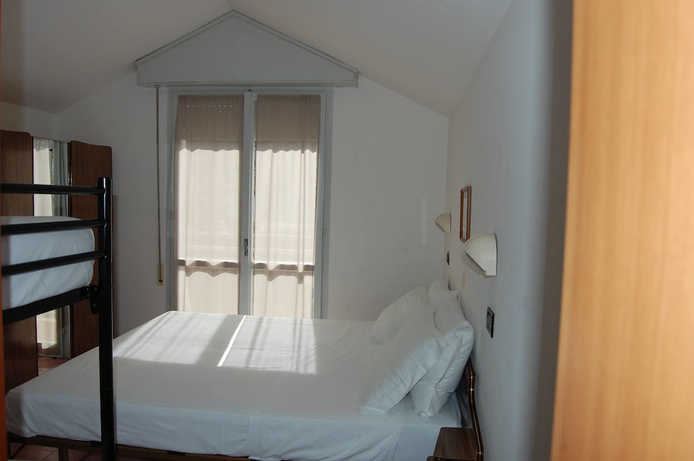Hotel Flores — Riccione — photo 5