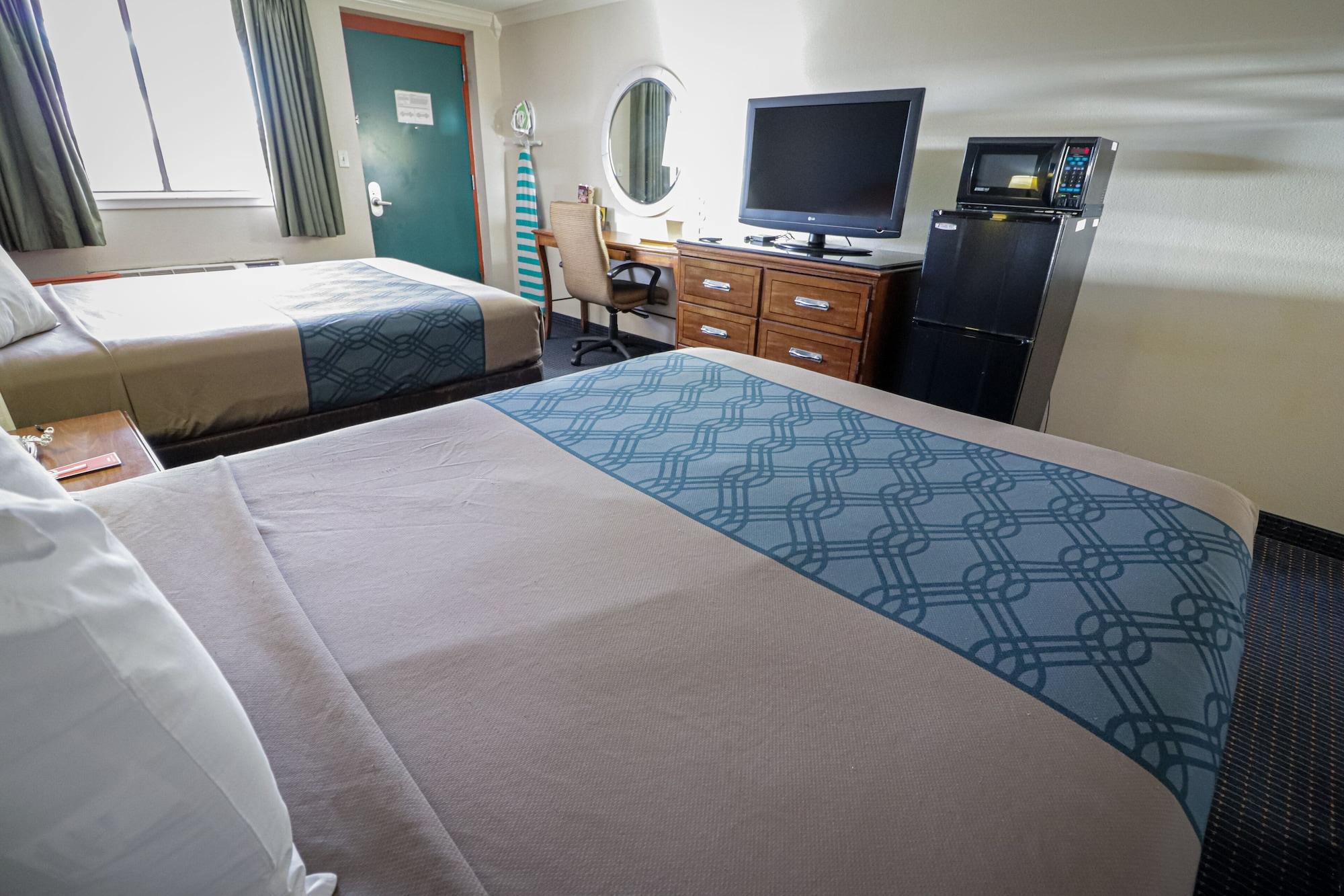 University Inn & Suites San Antonio - photo 15