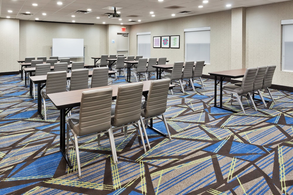 Holiday Inn Express & Suites Rome East by IHG - photo 45