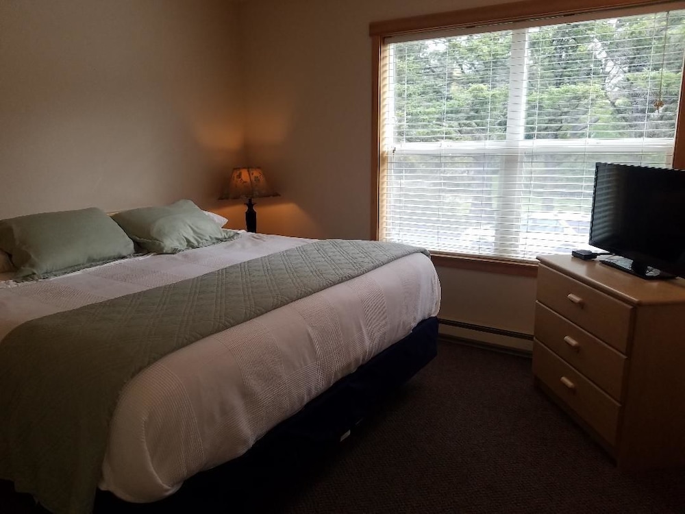 Sea Breeze Court - photo 7