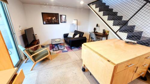 Private Townhome Haven in Downtown — 4-Star Luxury Hotel in Albuquerque, United States