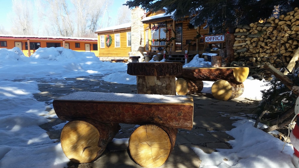 Long Holiday Motel - photo 37