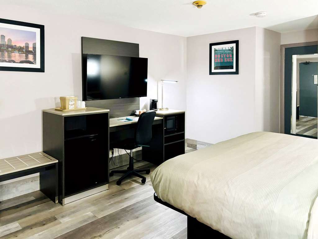 Quality Inn Raynham Taunton - photo 11
