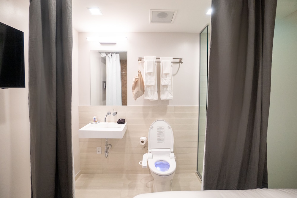 SOVA Micro Room & Social Hotel - photo 37