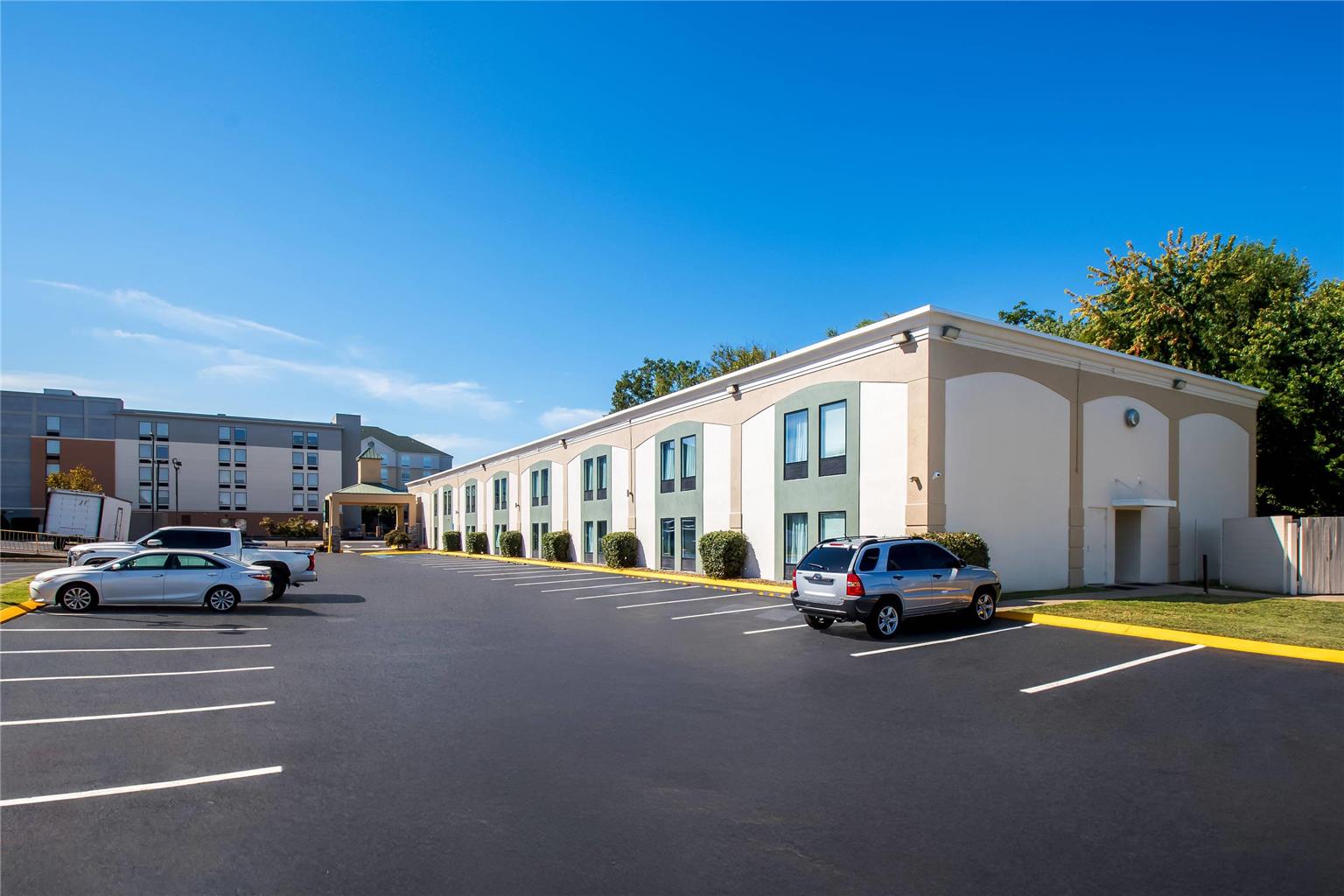 Quality Inn Chattanooga Hamilton Place - photo 3