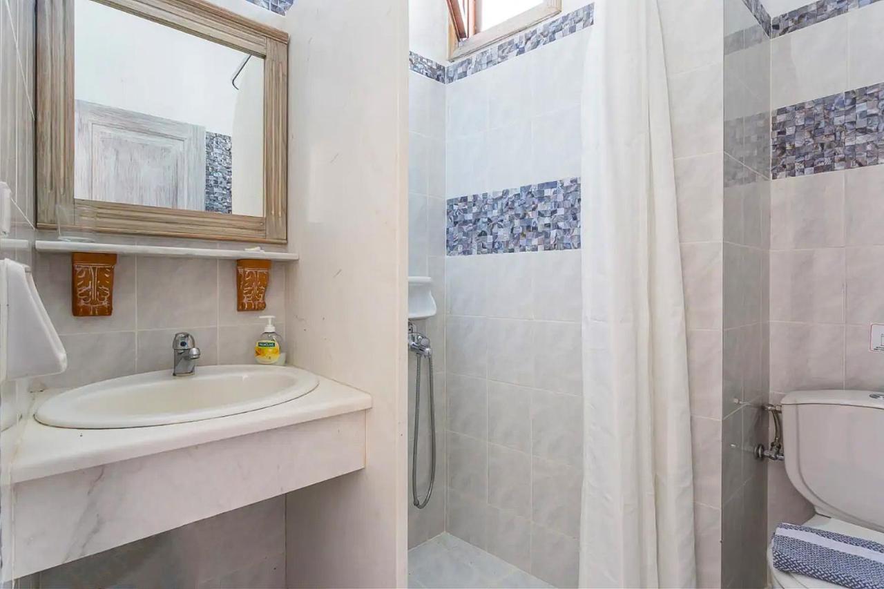 Irida Apartaments — 4-Star Luxury Hotel in Skopelos, Greece