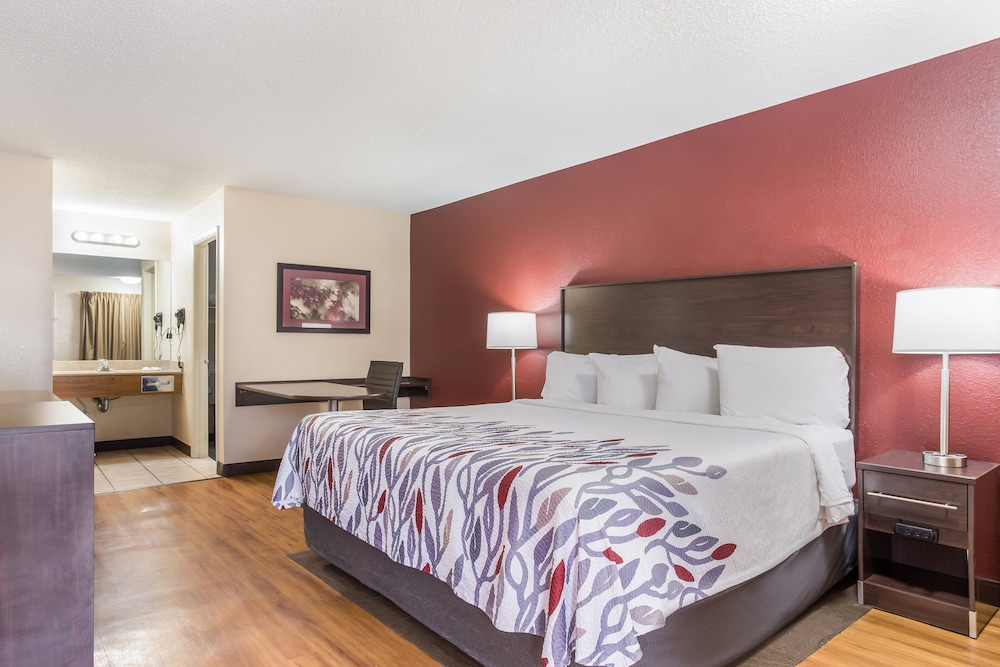 Red Roof Inn Albuquerque Midtown - photo 13