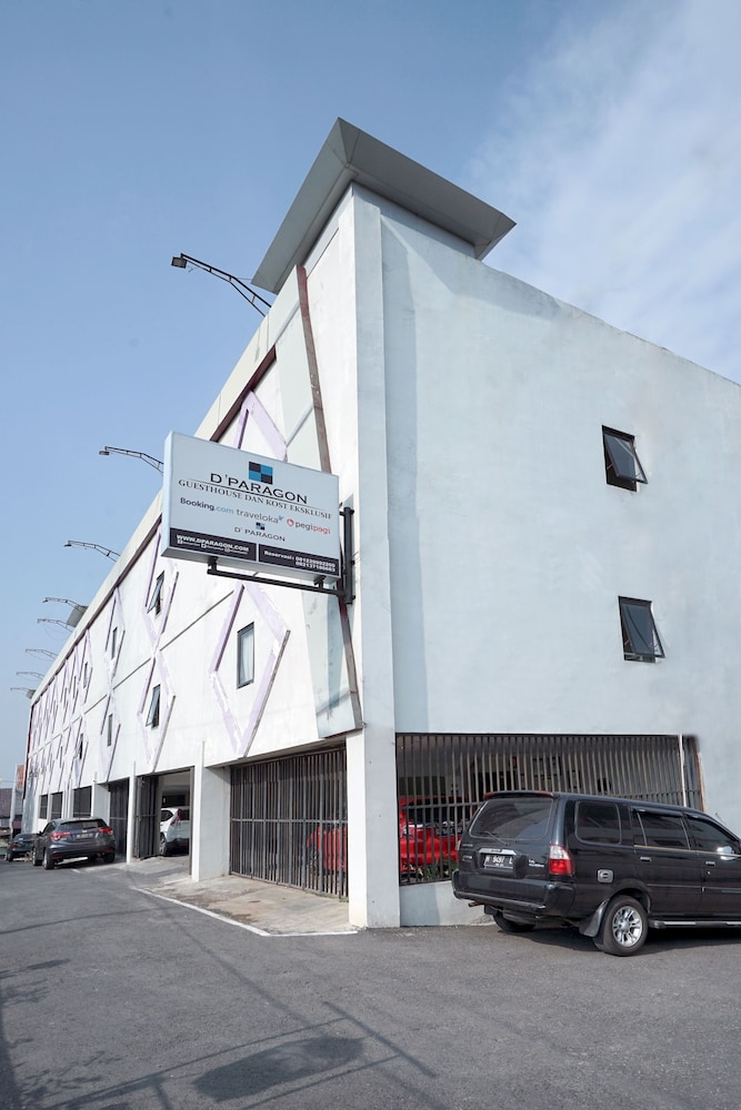 Dparagon Bukit Sari — Semarang — photo 2