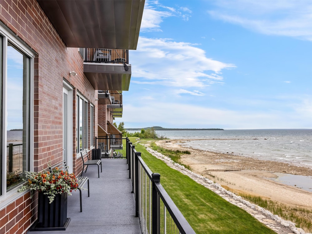 Hampton Inn by Hilton St Ignace Lakefront Mackinac - photo 50