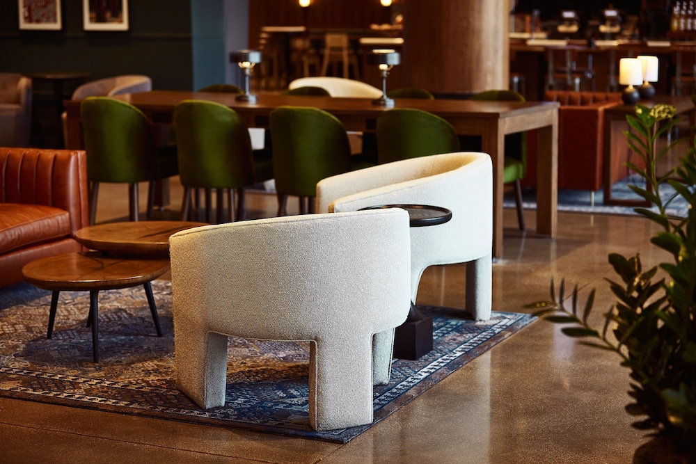 The Scarlet Lincoln a Tribute Portfolio Hotel - photo 5