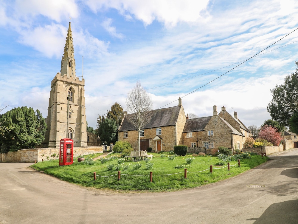Otter’s View — Oakham — photo 5