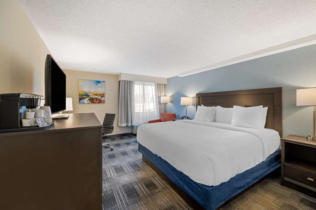Best Western Plus Alexandria Fort Belvoir - photo 22