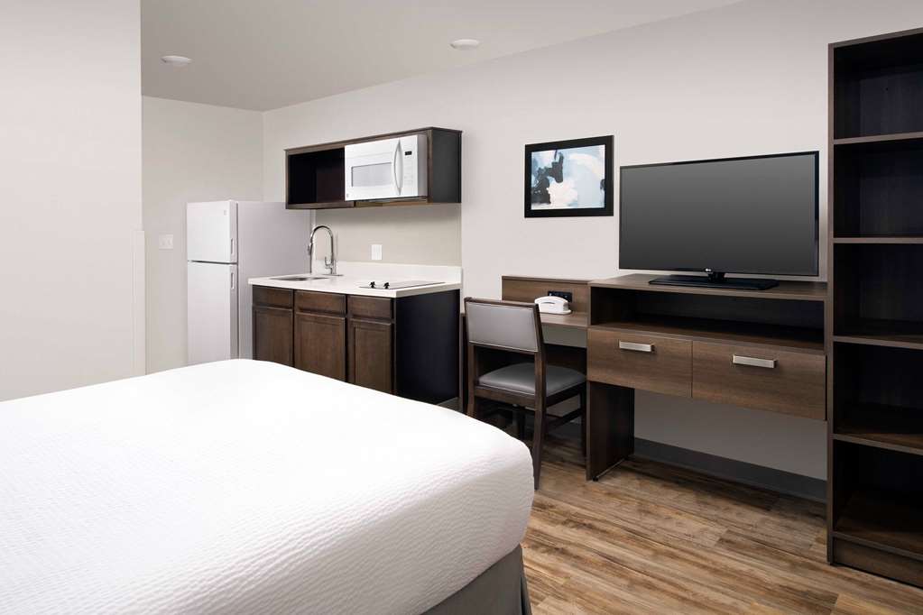 WoodSpring Suites Austin South Central I 35 - photo 8