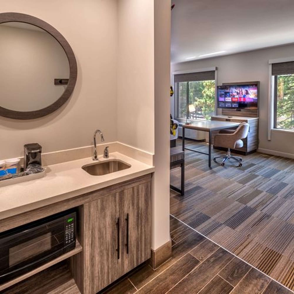 Hampton Inn and Suites South Lake Tahoe - photo 10