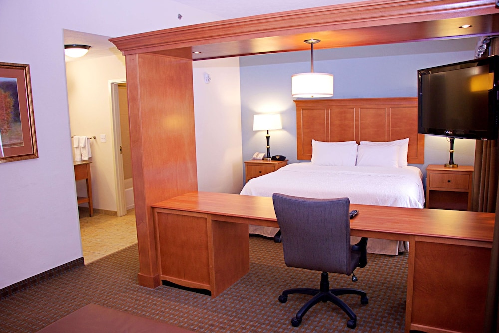 Hampton Inn Sidney NE - photo 25