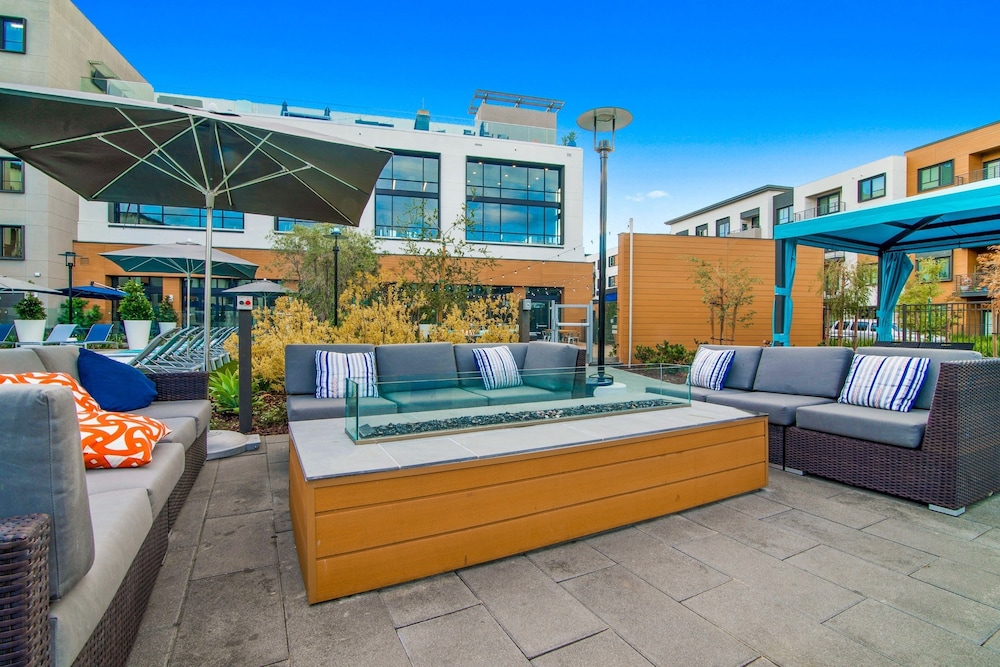 Global Luxury Suites in Menlo Park - photo 71