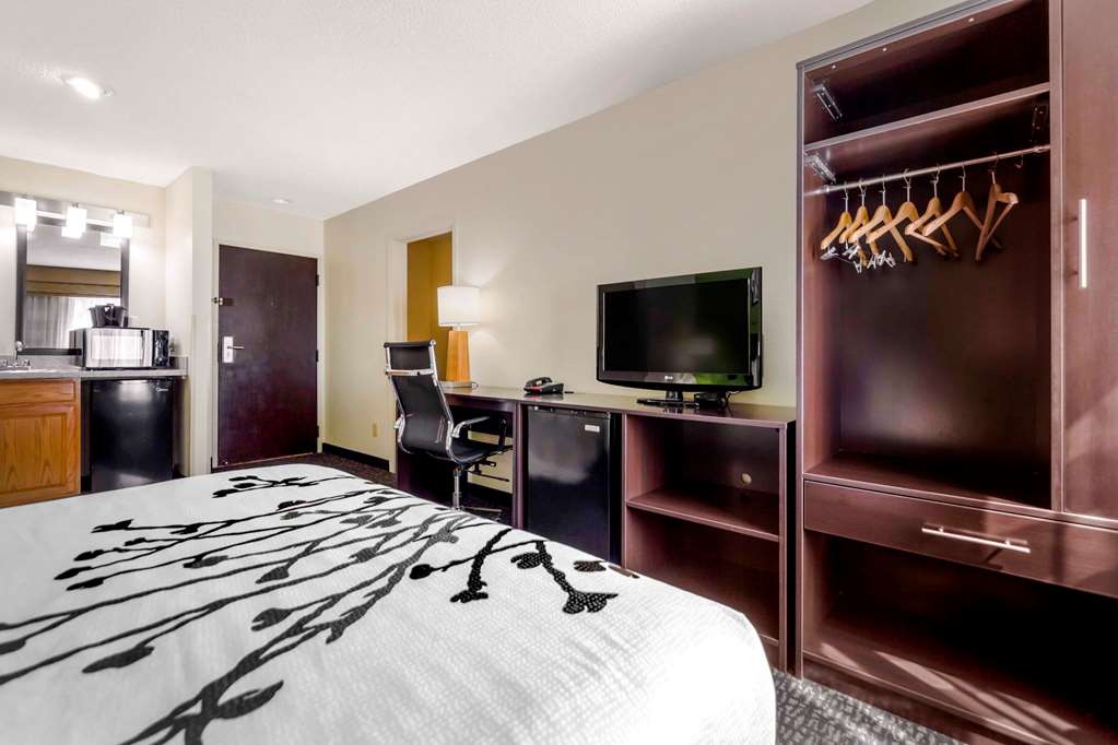 Sleep Inn & Suites Omaha Airport - photo 24