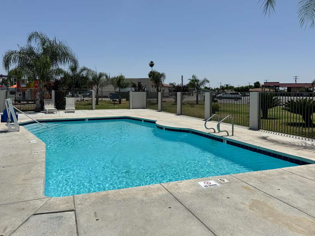 Motel 6 Delano CA - photo 2