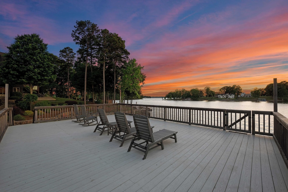 Sunset Shores Resort by Avantstay Private Beach - photo 73