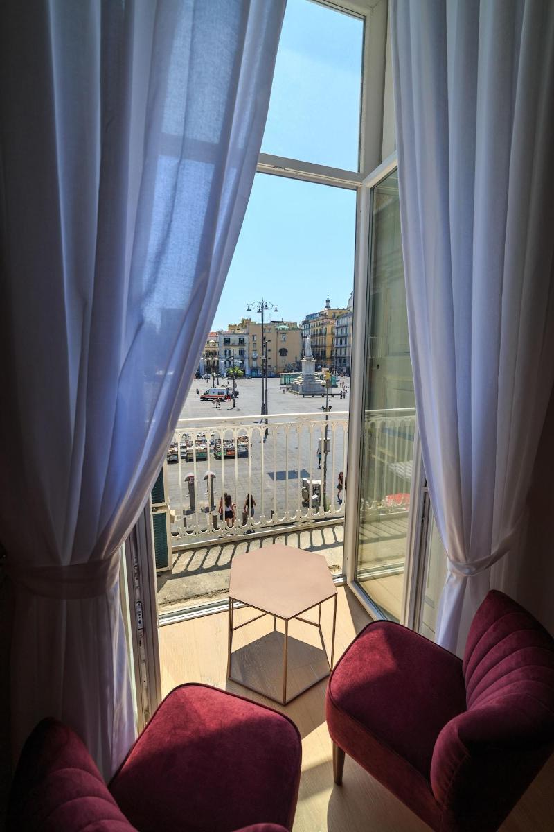 The Dante House by House In Naples — 4-Star Luxury Hotel in Naples, Italy