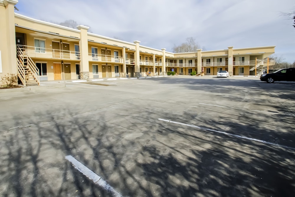 Cypress Inn & Suites Washington by OYO - photo 40