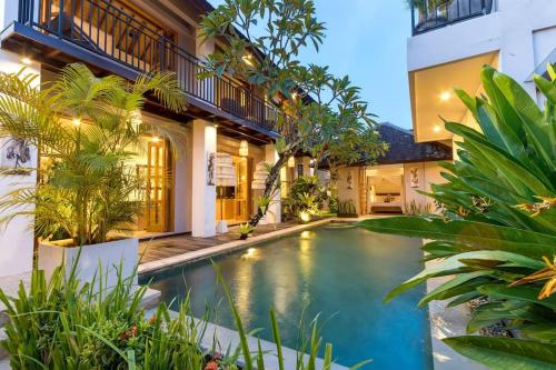 Villa Amrina: 3BR Tranquility in Umalas Bali — 4-Star Luxury Hotel in Kerobokan, Indonesia
