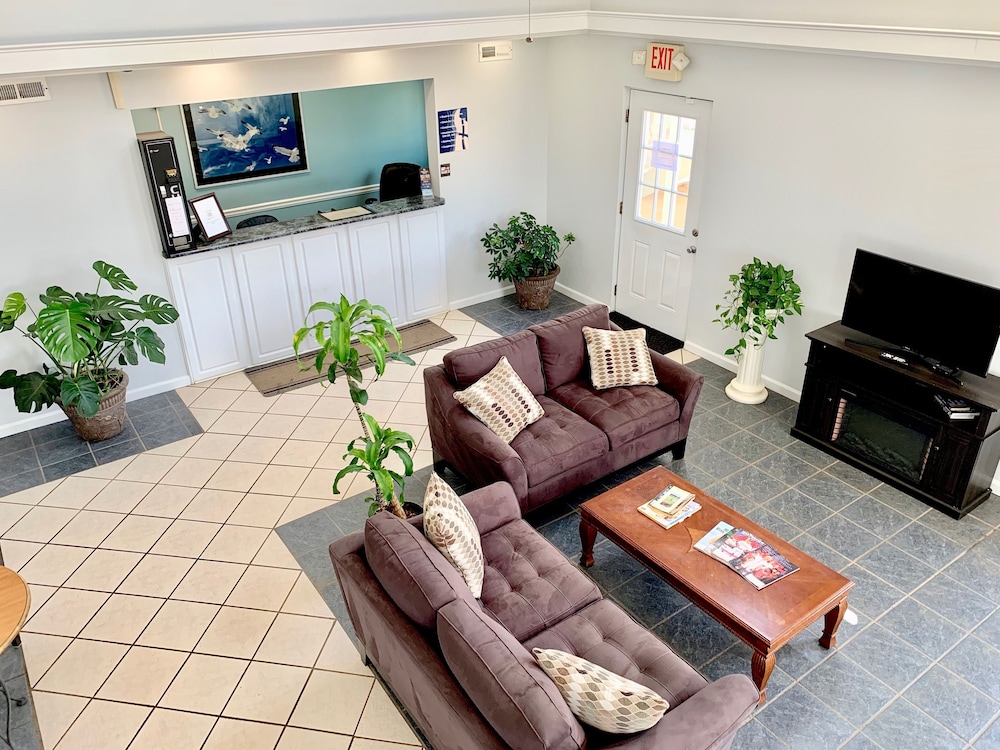 Key West Inn Childersburg - photo 7