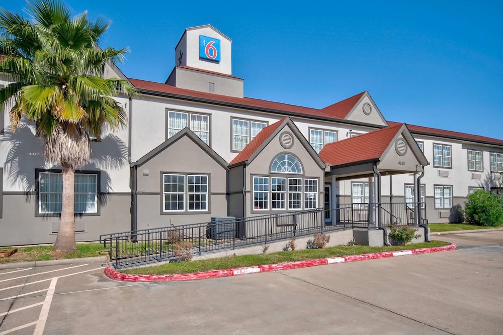Motel 6 Stafford TX Sw Houston Sugarland - photo 28