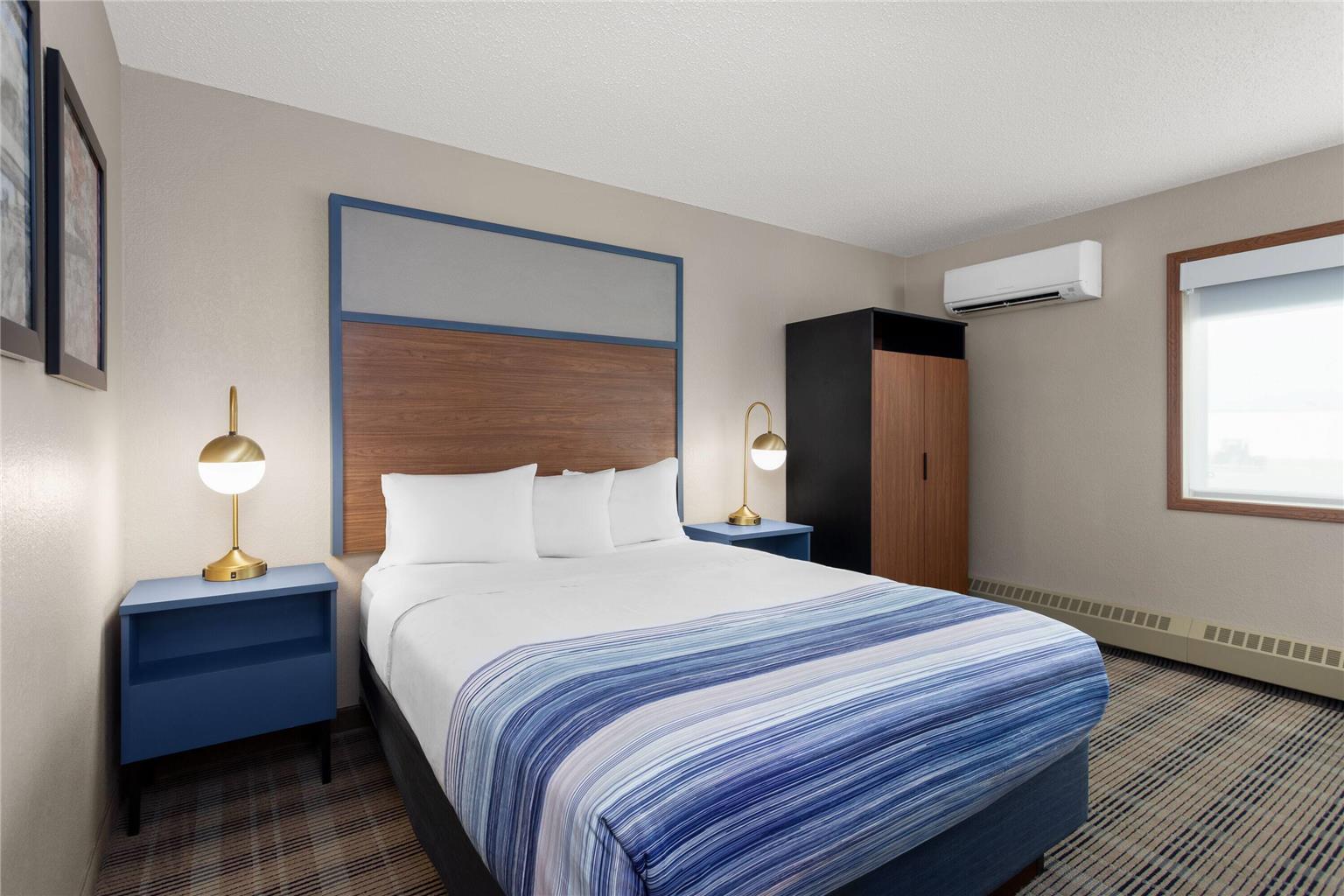 AmericInn by Wyndham Roseau - photo 44