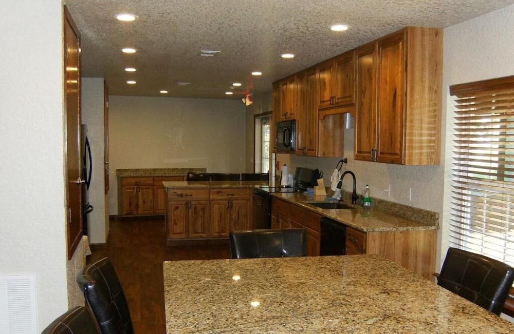 Glenwood Golf Course & Resort - photo 20