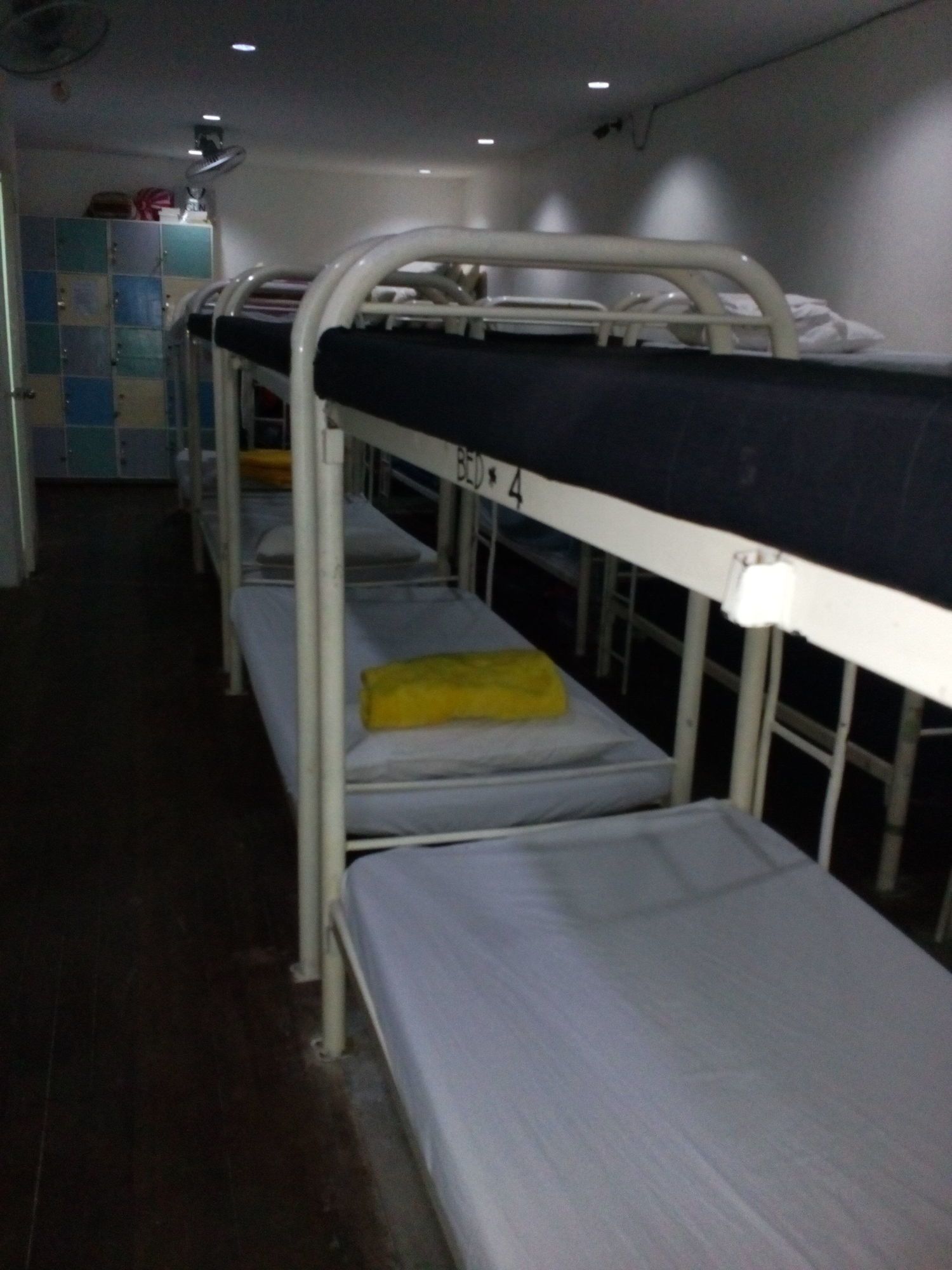 Dormitels Makati Hostel