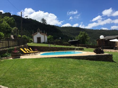 Casa de Campo Quinta do Cadafaz — 4-Star Luxury Hotel in Porto, Portugal