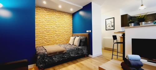 Zen Studio Le Granier Challes Centre Parking — hotel in Challes-Les-Eaux
