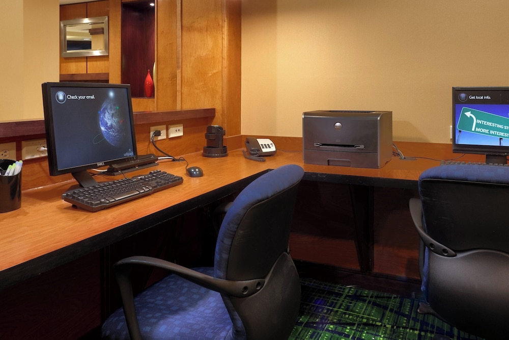 Fairfield Inn & Suites by Marriott Laramie - photo 22