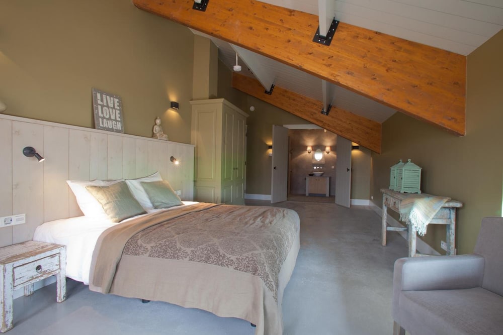 Erve 't Hacht — 4-Star Luxury Hotel in Hardenberg, Netherlands