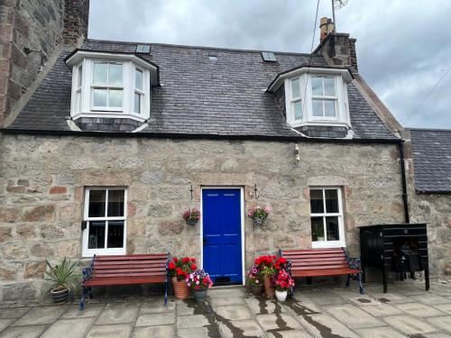 Unique 2 Bedroom Cottage in Fittie — 4-Star Luxury Hotel in Aberdeen, United Kingdom