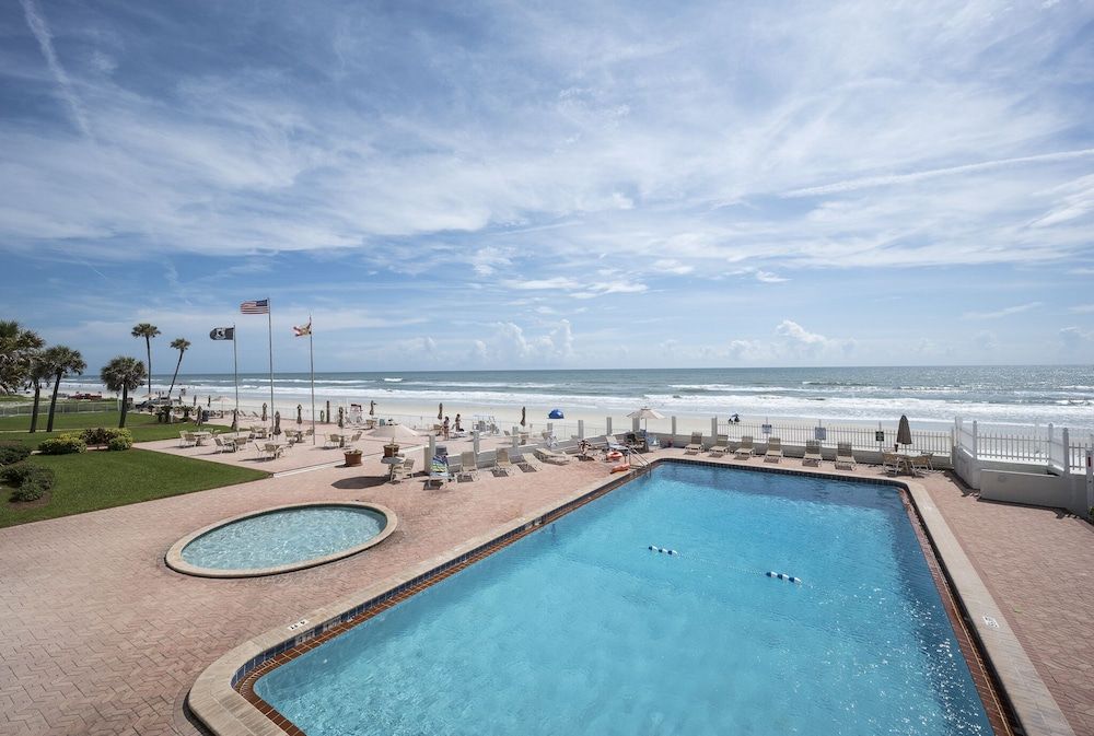 Ocean Jewels Resort - photo 18