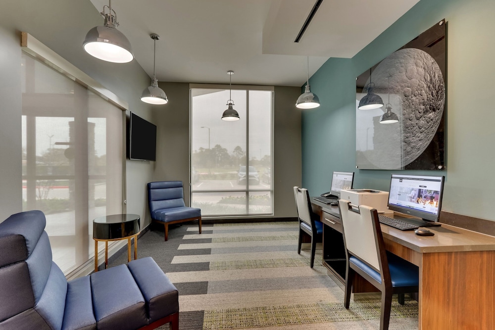 TownePlace Suites by Marriott Houston I 10 East - photo 49